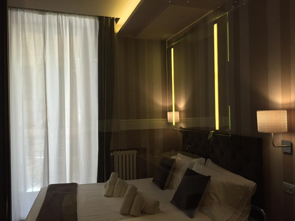 29 Venti Luxury Hotel ปาแลร์โม ภายนอก รูปภาพ