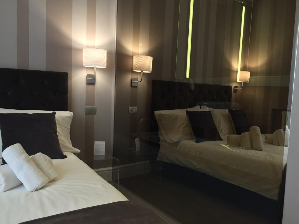 29 Venti Luxury Hotel ปาแลร์โม ภายนอก รูปภาพ