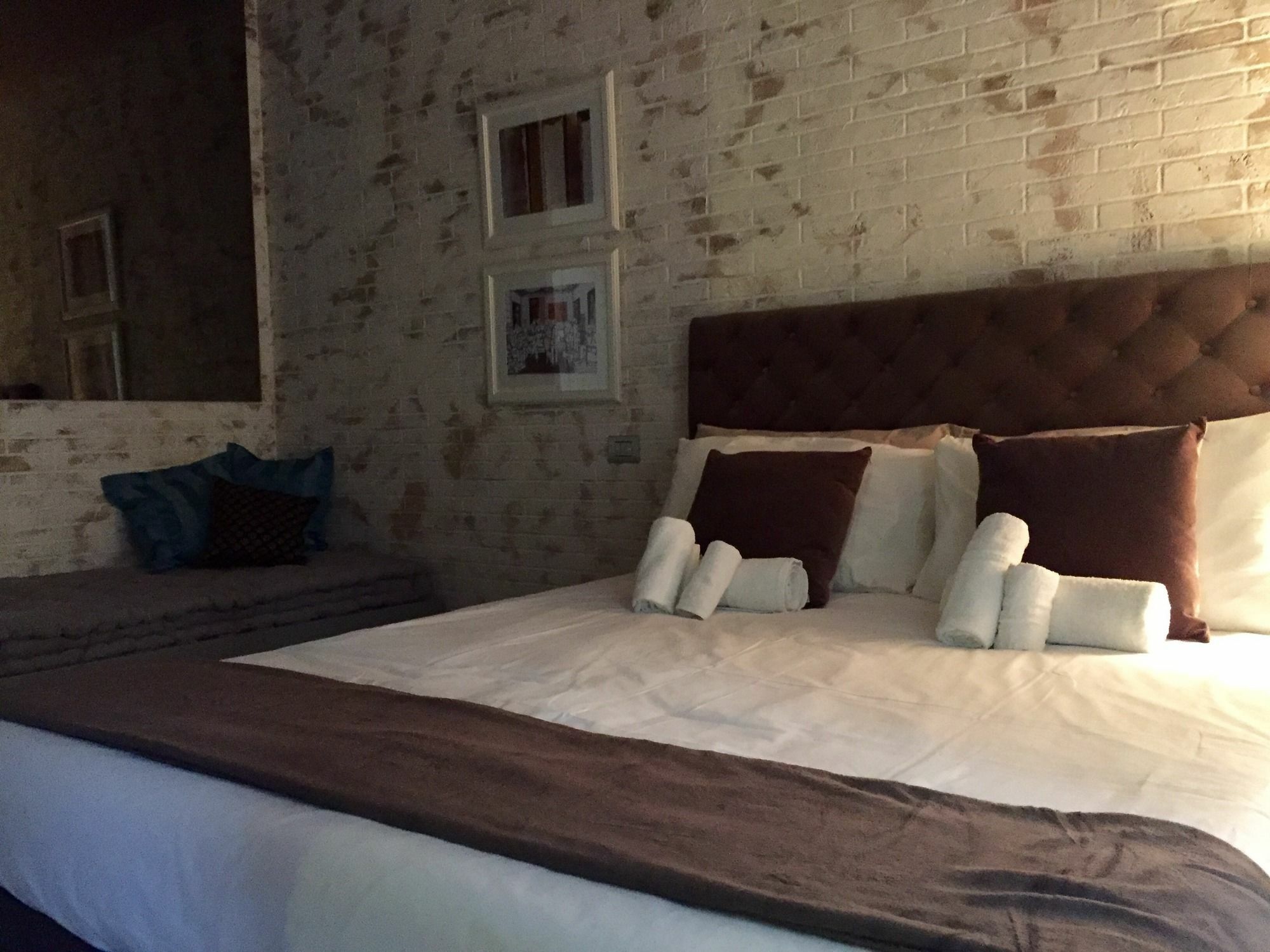 29 Venti Luxury Hotel ปาแลร์โม ภายนอก รูปภาพ